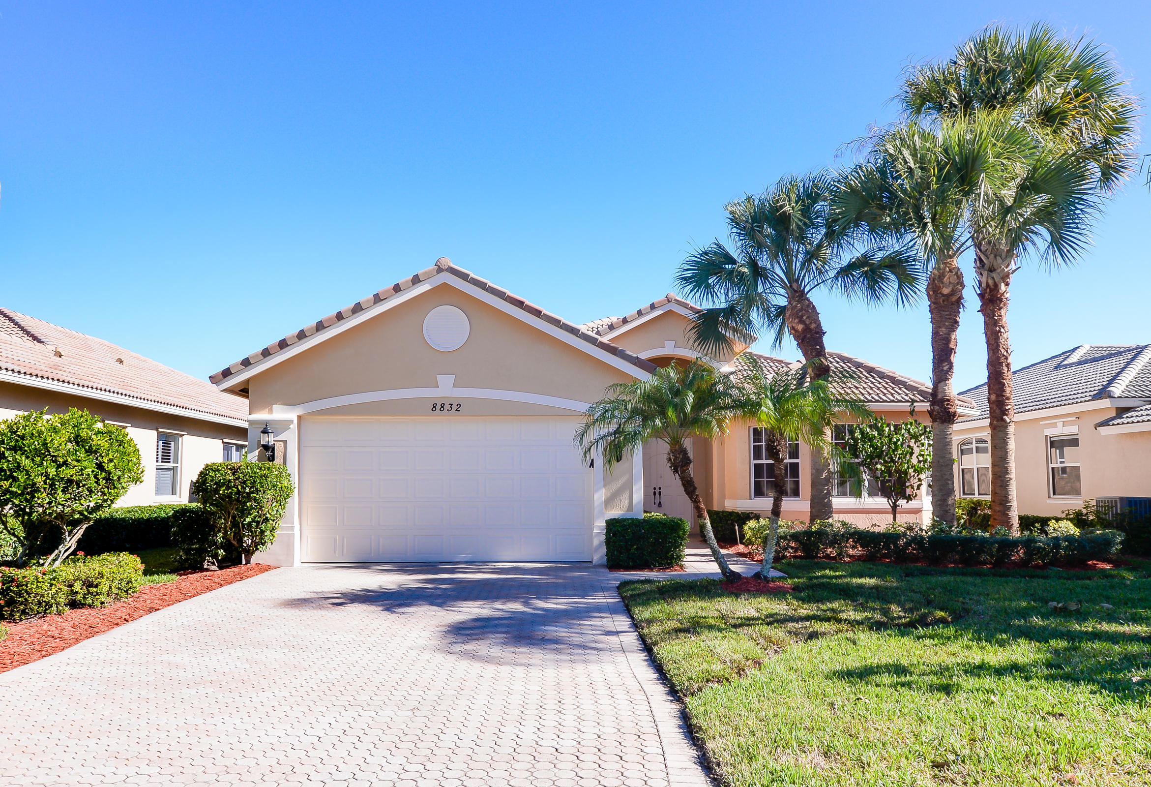 8832 First Tee Road Port St. Lucie, FL 34986 - Photo 2 of 60 LR-5934