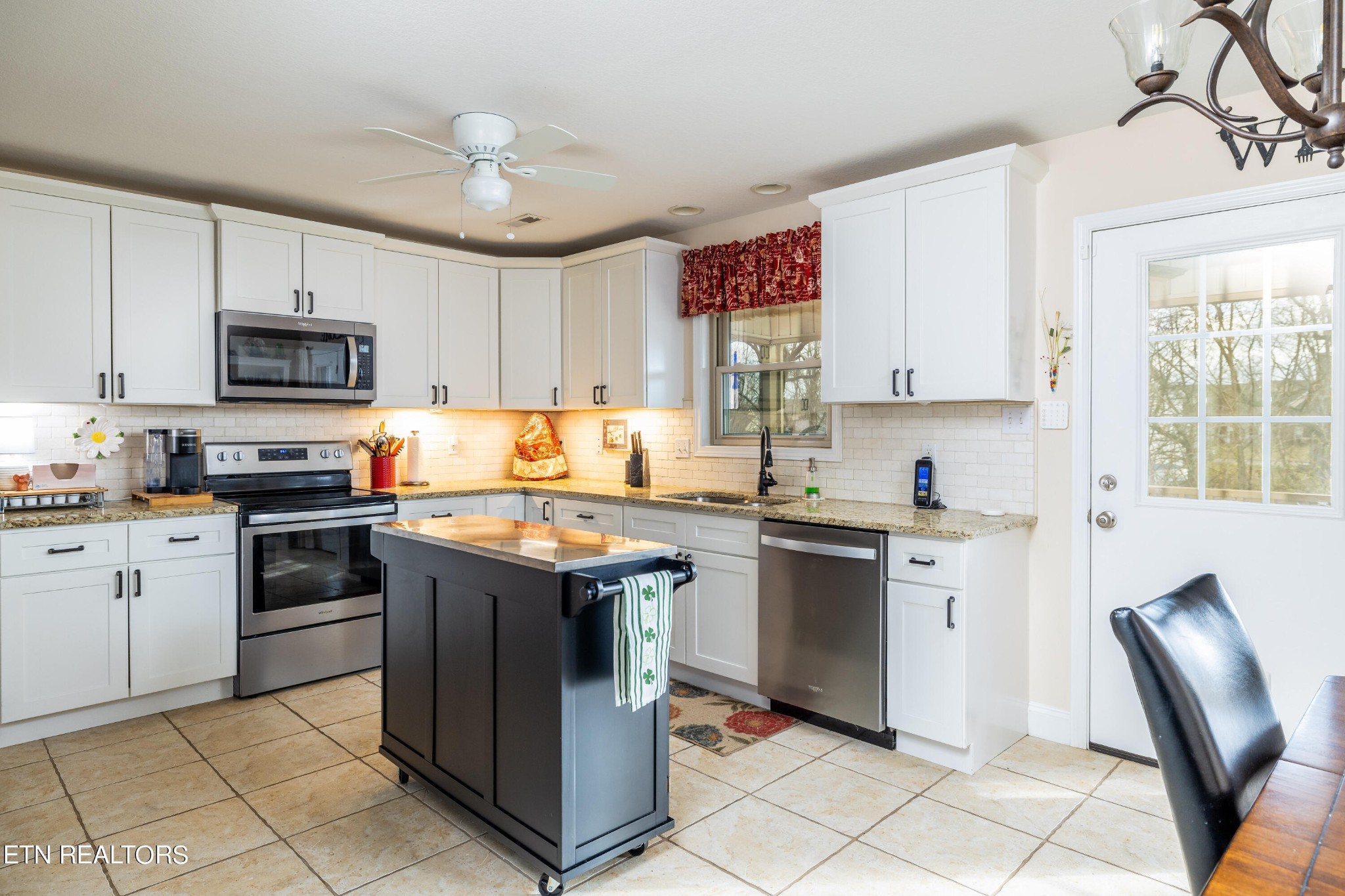 924 Elsborn Ridge Road Maryville, TN 37801 - Photo 11 of 35 Gallery Image 11