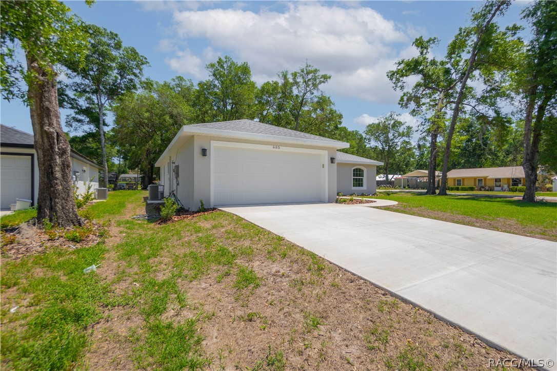 605 North Corbin Avenue Inverness, FL 34453 - Photo 3 of 29
