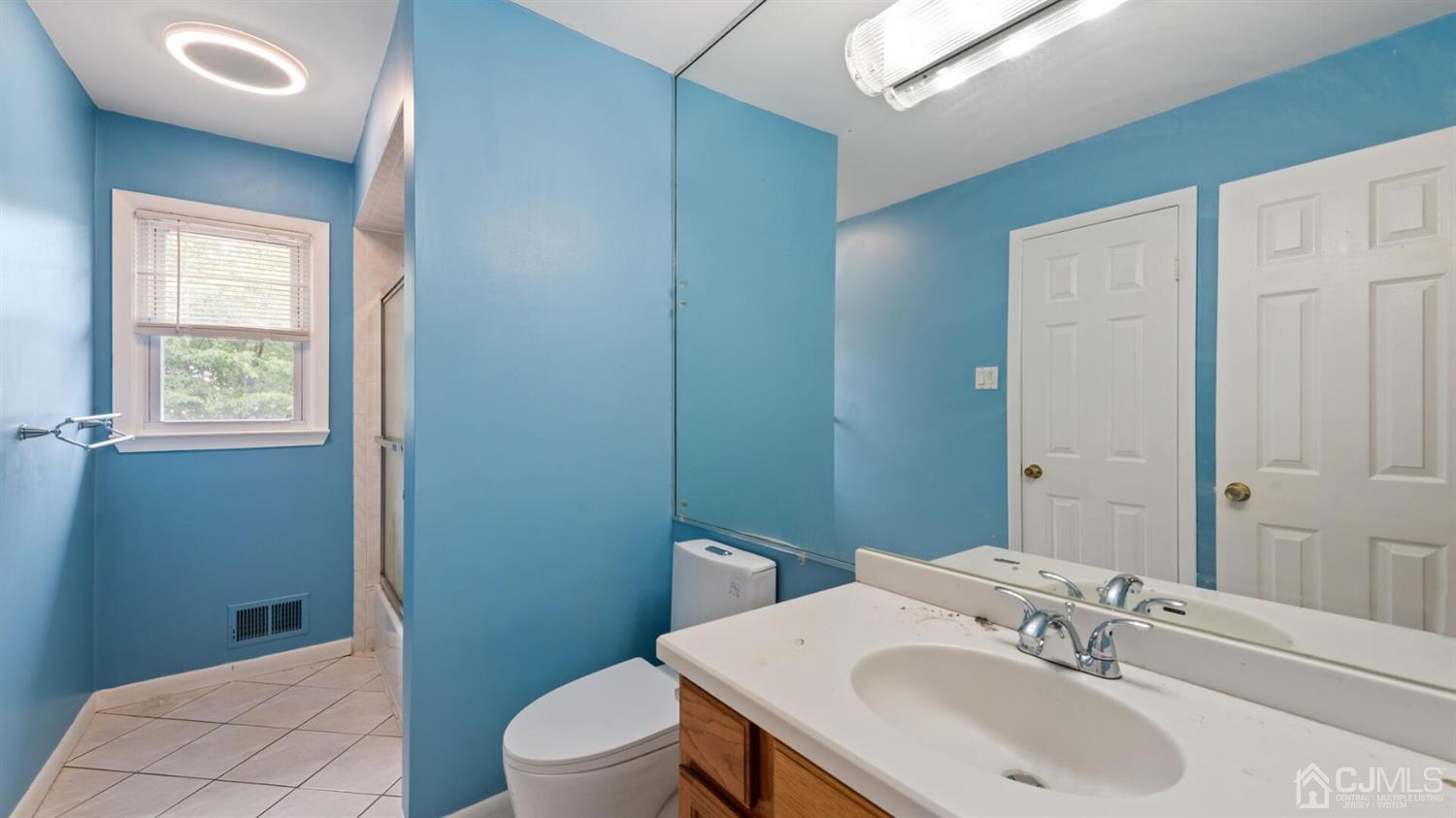 1478 Cherokee Road North Brunswick, NJ 08902 - Photo 20 of 24 Gallery Image 20