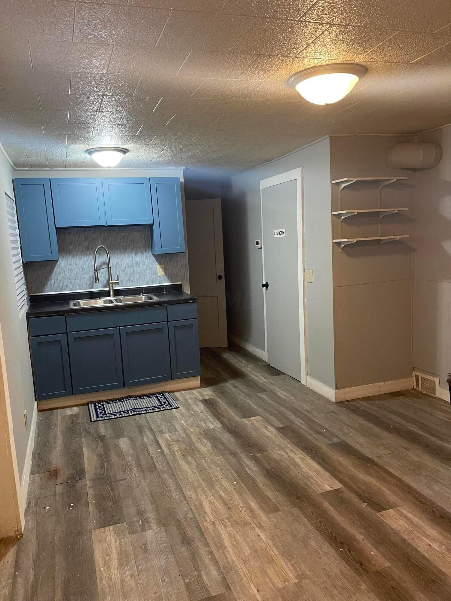 2074 East Cooke Road Columbus, OH 43224 - Photo 12 of 17 Kitchen