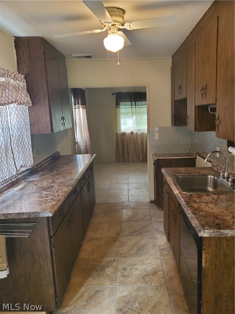 1669 Hillview Road Cleveland, OH 44112 - Photo 7 of 15 Gallery Image 7