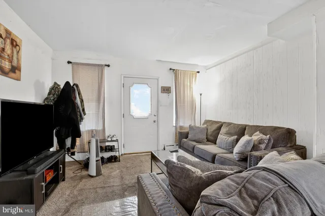 $1,200 | 1617 South Newkirk Street, Philadelphia, PA 19145