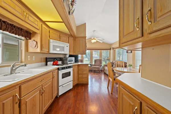 $132,500 | 84136 Ave 44, Unit 738, Indio, CA 92203