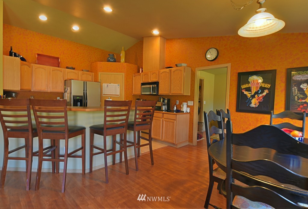 7489 Bruce Road Custer, WA 98240 - Photo 4 of 25