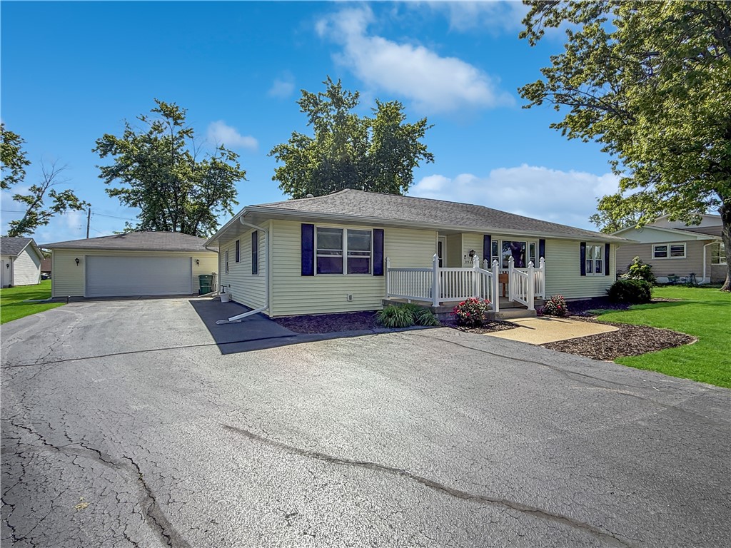 2960 Lakeland Road Decatur, IL 62521 - Photo 2 of 26 Gallery Image 2
