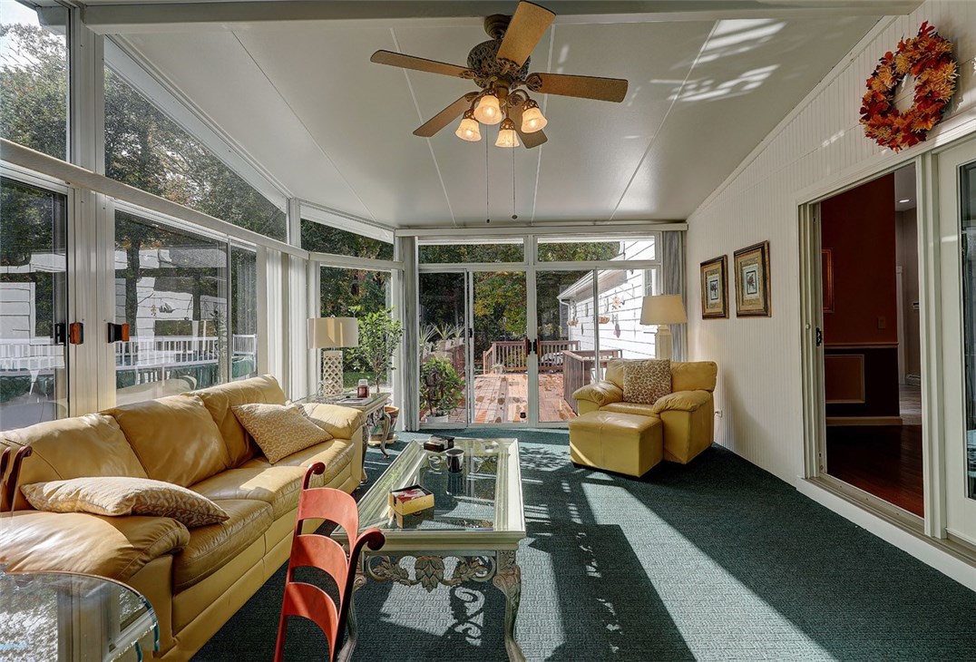 23 Century Lane Cranston, RI 02921 - Photo 34 of 43