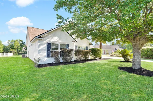 $423,500 | 4 Wellington Drive, Bluffton, SC 29910