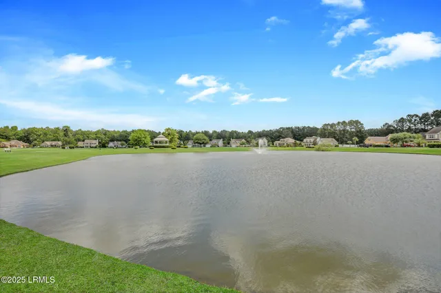 $423,500 | 4 Wellington Drive, Bluffton, SC 29910