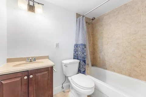 $2,000 | 4500 North Flagler Drive, Unit C17, West Palm Beach, FL 33407