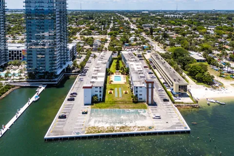 $2,000 | 4500 North Flagler Drive, Unit C17, West Palm Beach, FL 33407