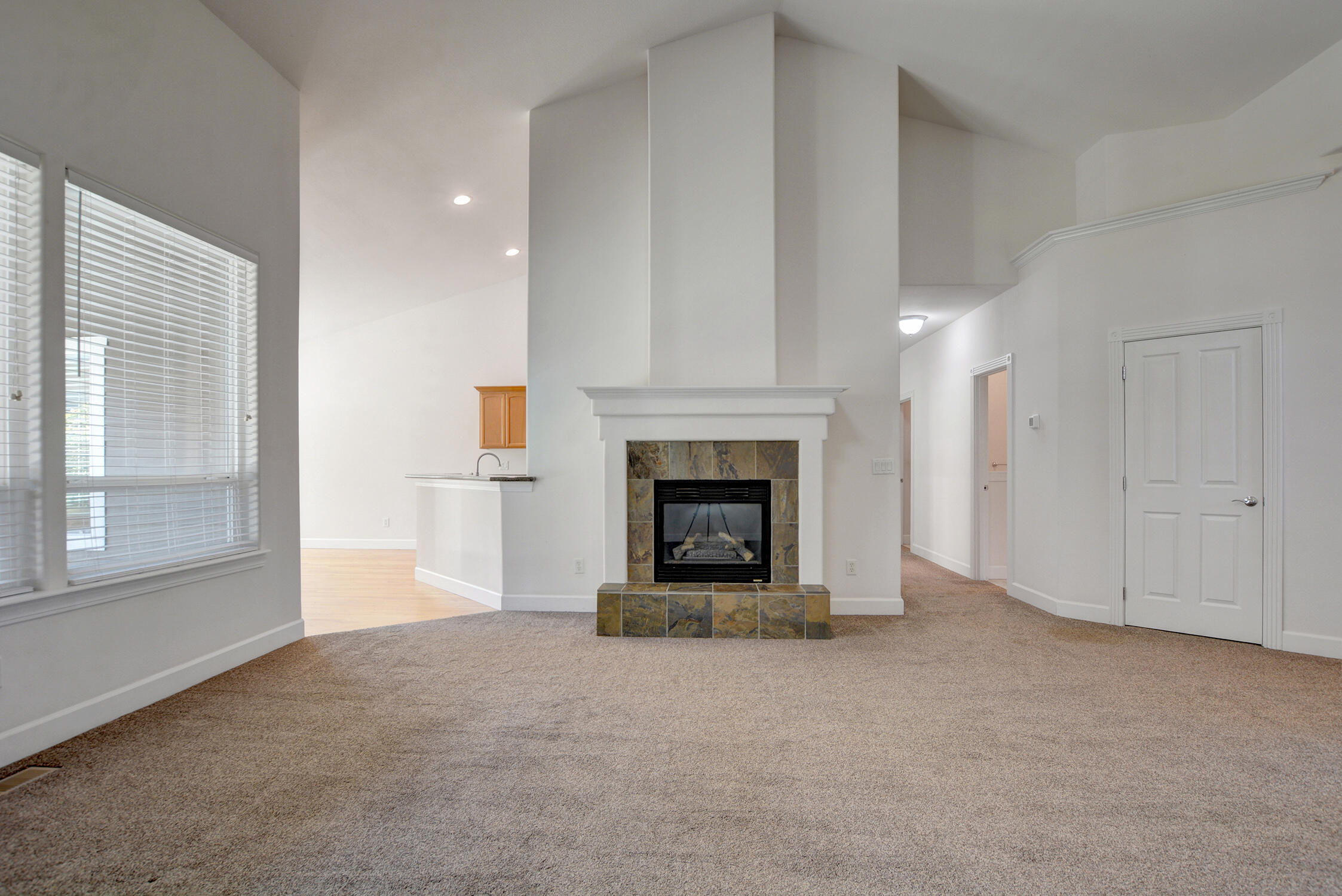 108 Sandridge Way Eagle Point, OR 97524 - Photo 23 of 55 DSC_6305_6_7Natural Custom Settings