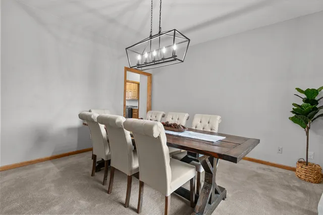 $499,900 | 4144 North Foxglove Lane, Appleton, WI 54913