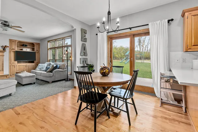 $499,900 | 4144 North Foxglove Lane, Appleton, WI 54913