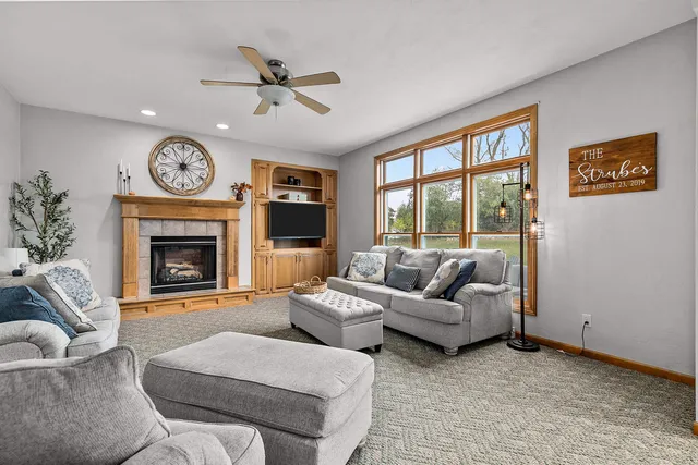 $499,900 | 4144 North Foxglove Lane, Appleton, WI 54913