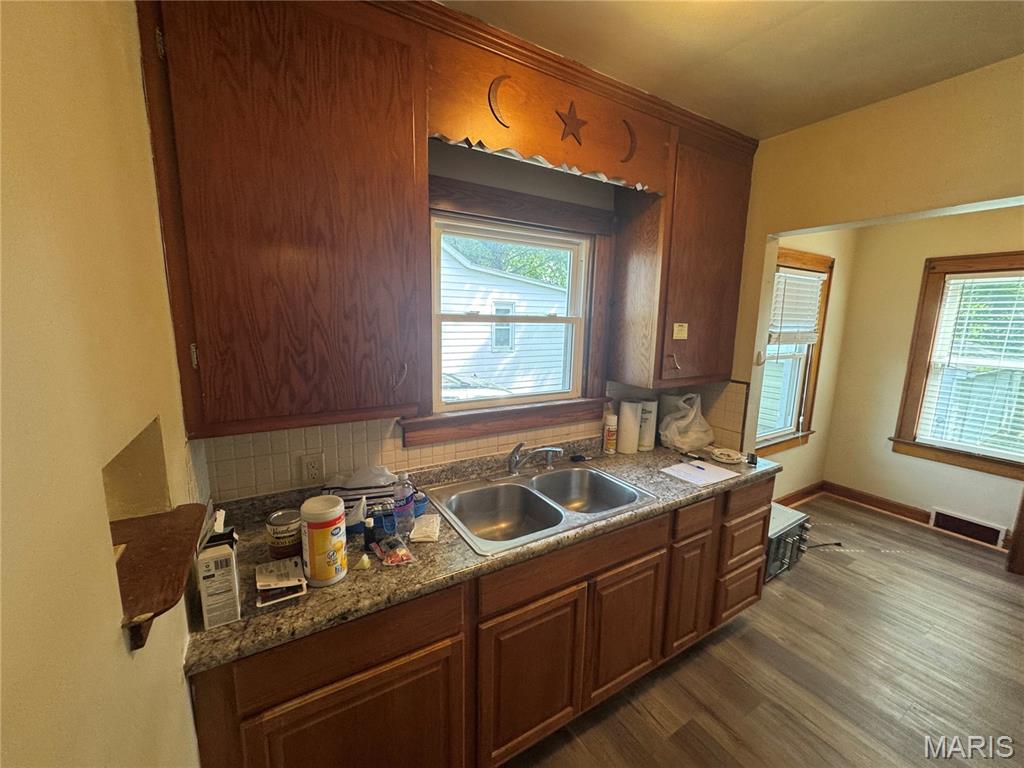 1107 Bristow Street Belleville, IL 62221 - Photo 14 of 49