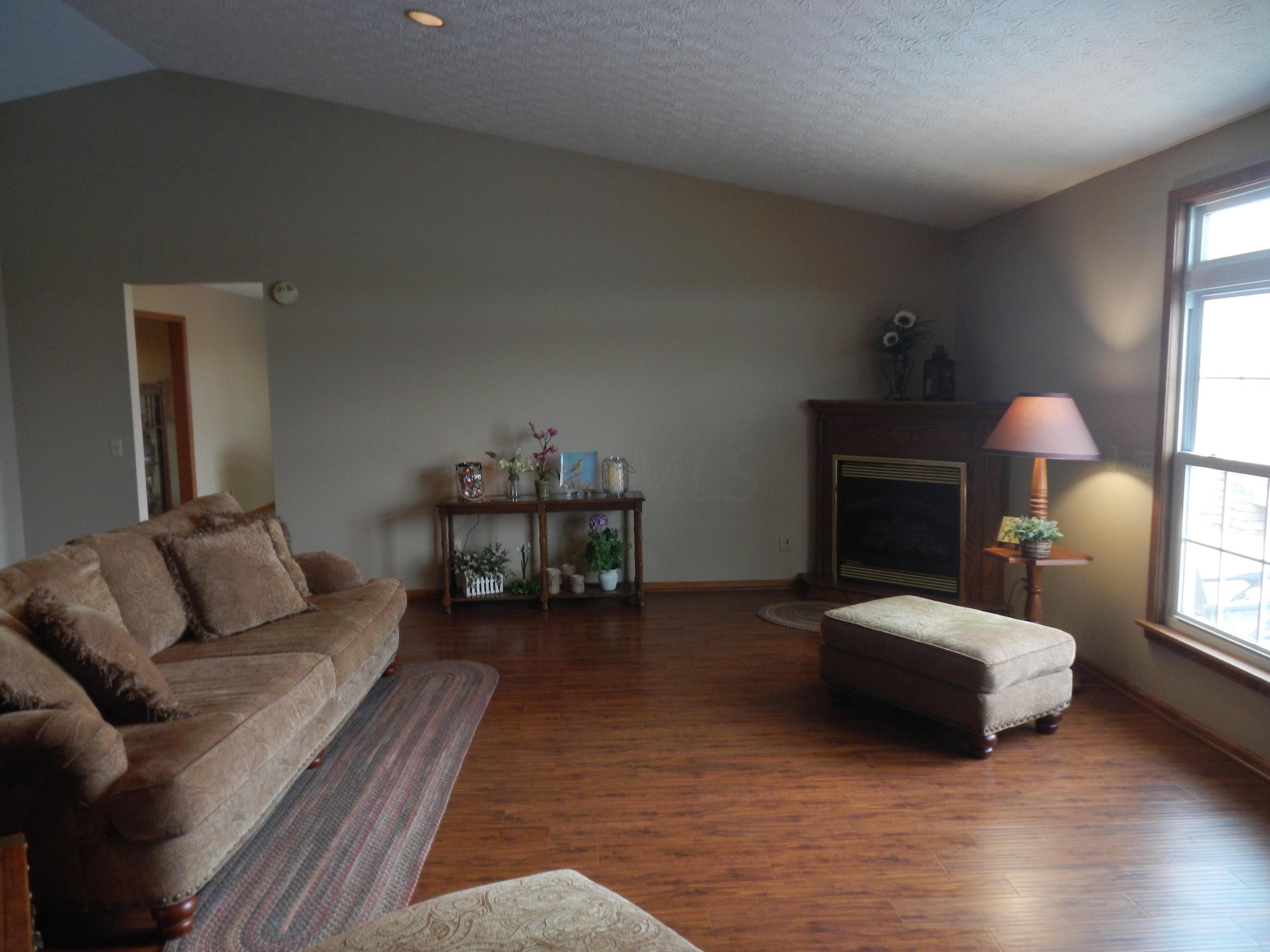 13190 Badger Road Williamsport, OH 43164 - Photo 13 of 33