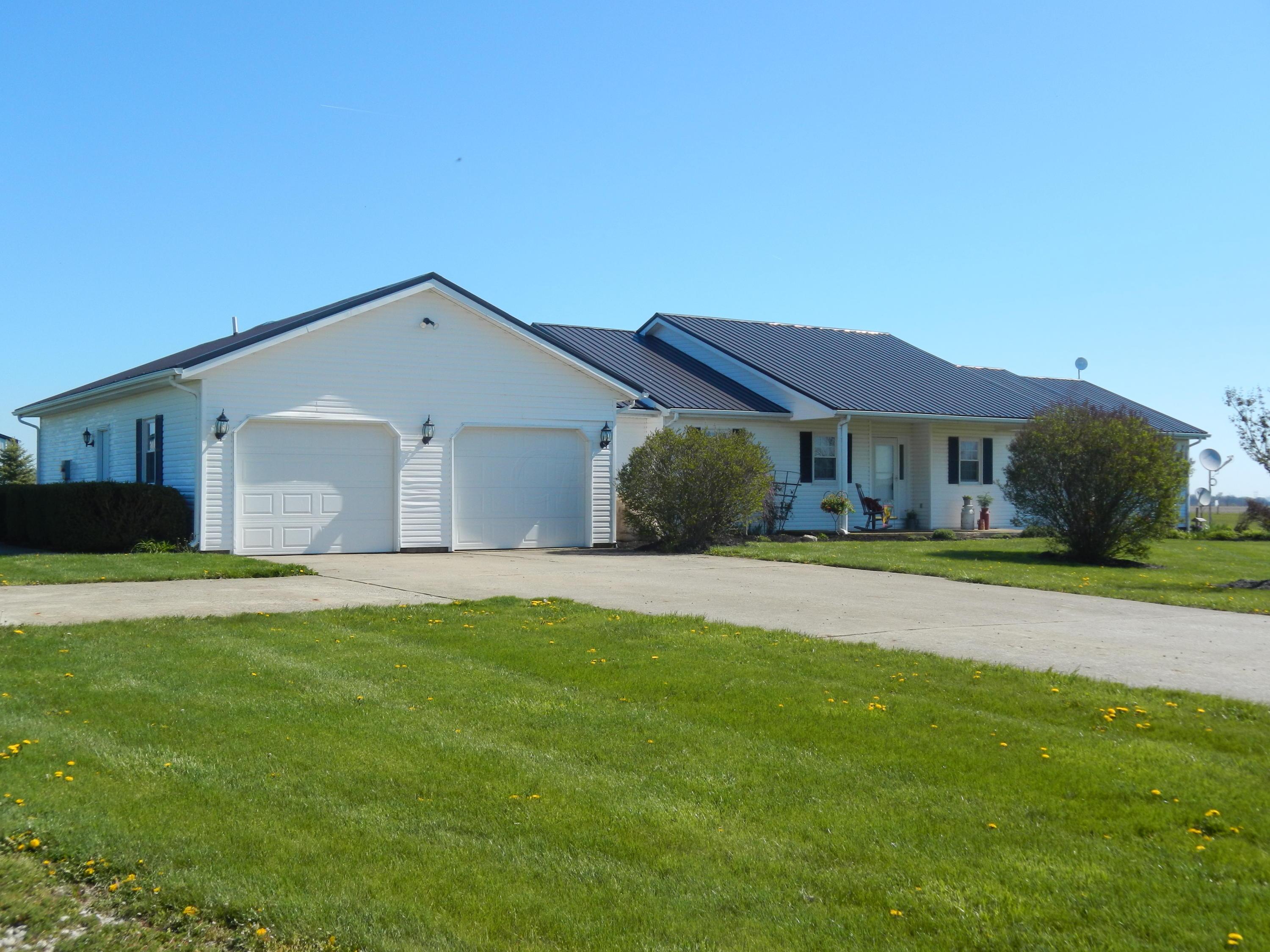 13190 Badger Road Williamsport, OH 43164 - Photo 3 of 33