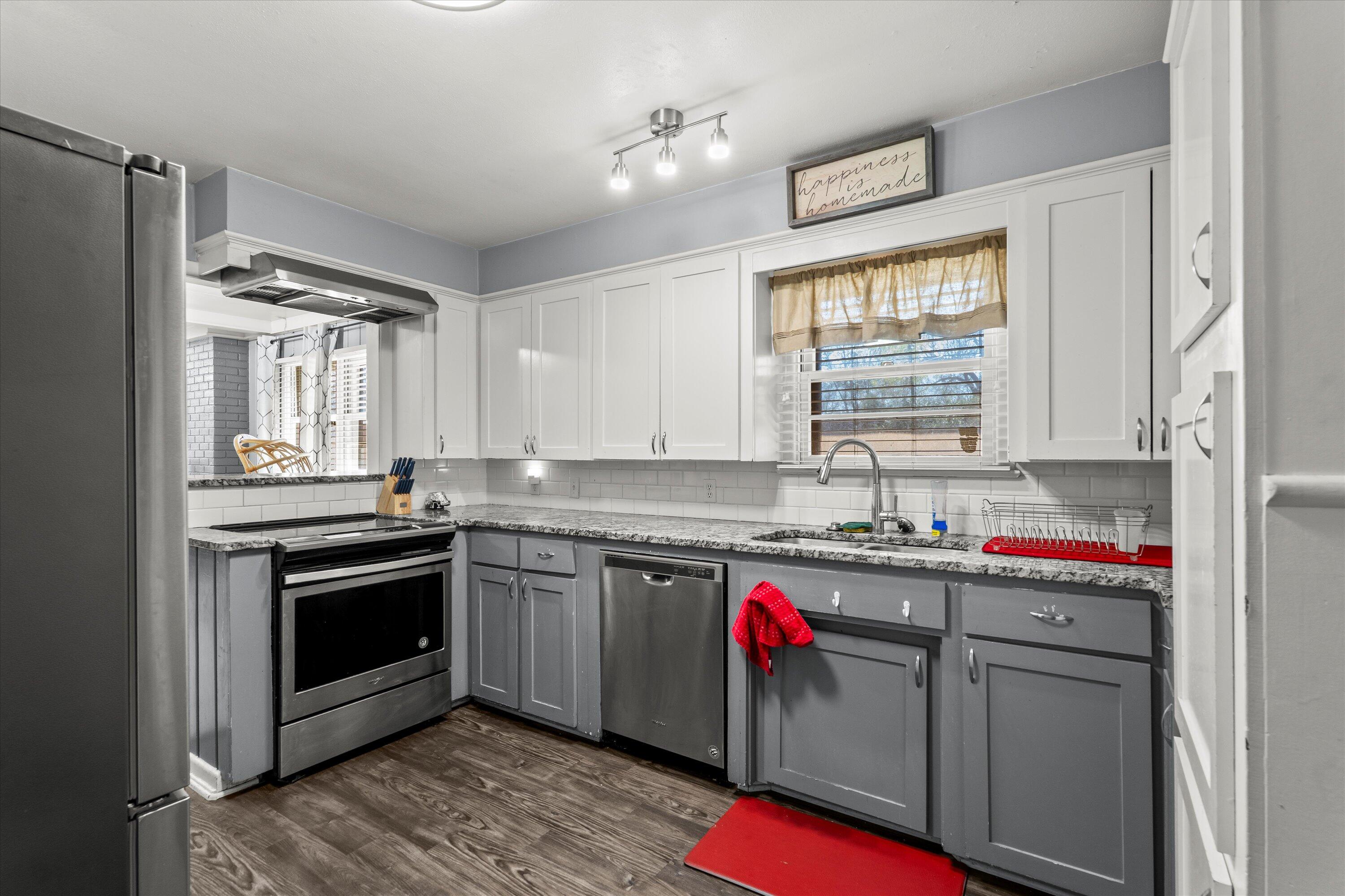 2717 55th Street Lubbock, TX 79413 - Photo 8 of 25 10-2717 55th St