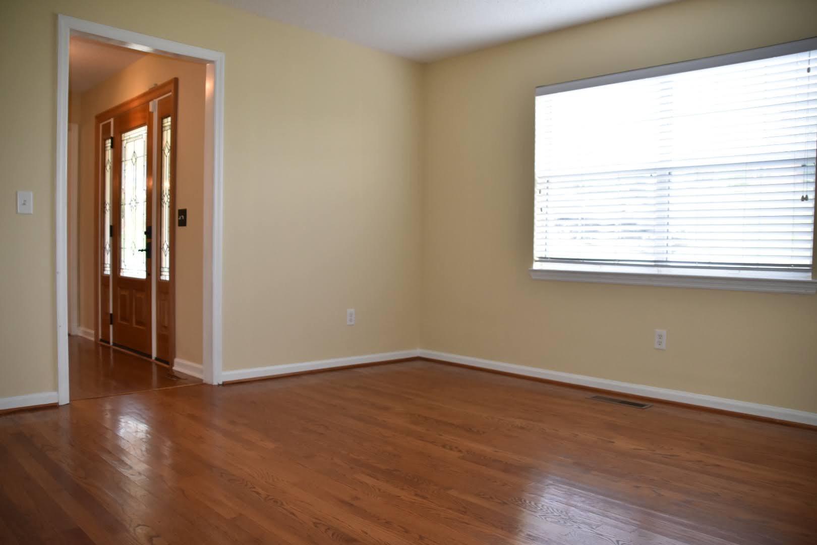 4006 Brock Road Chattanooga, TN 37421 - Photo 6 of 41 F105A4AE-3640-449B-85EE-EEF141830F13