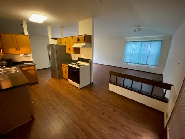 $245,000 | 72 White Oaks Road, Matteson, IL 60443