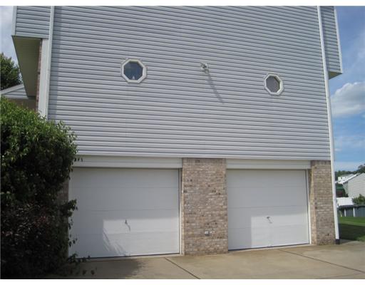 117 Weybridge Road Gibsonia, PA 15044 - Photo 13 of 16 Parking Lot/Garage.