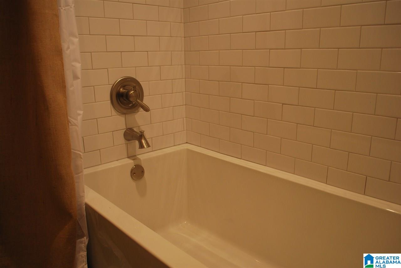 2600 Shades Crest Road Birmingham, AL 35216 - Photo 24 of 43