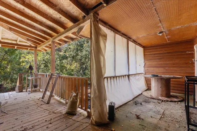 $900,000 | 357 Northeast Willowrun Way, Pinetta, FL 32350