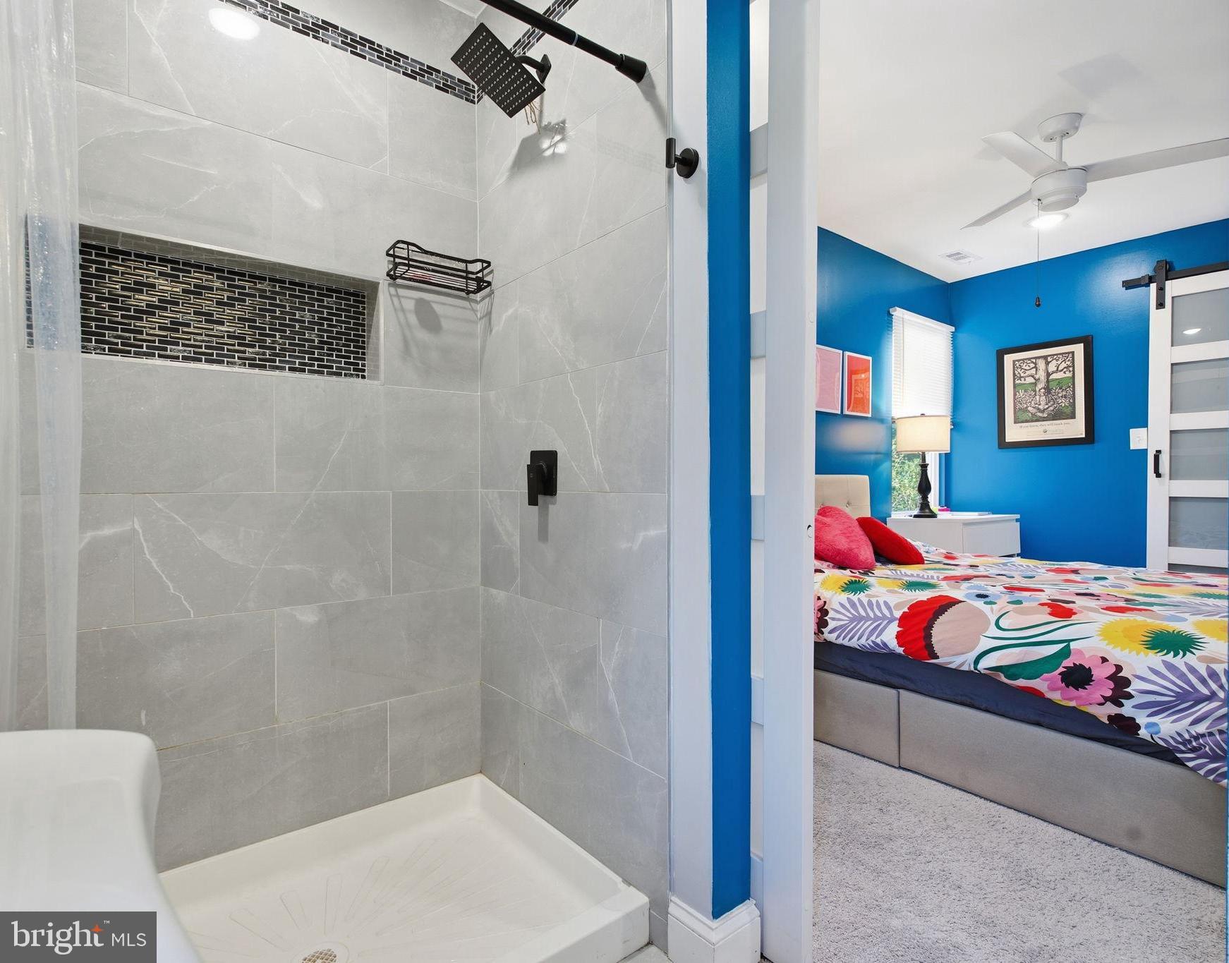 3901 Biddison Lane Baltimore, MD 21206 - Photo 21 of 38 Private primary bath with shower