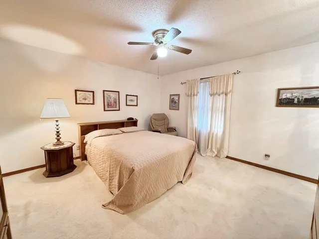 $262,000 | 1006 White Oak Drive, El Dorado Springs, MO 64744