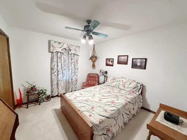 $262,000 | 1006 White Oak Drive, El Dorado Springs, MO 64744