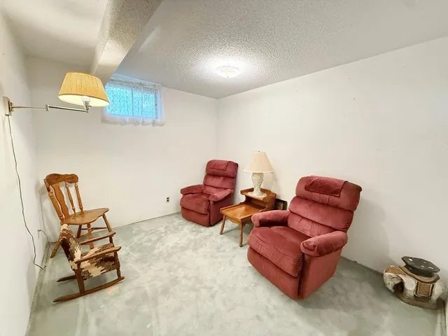 $262,000 | 1006 White Oak Drive, El Dorado Springs, MO 64744