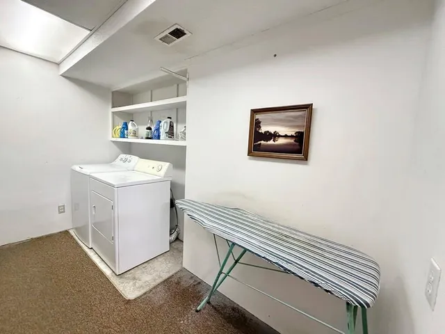 $262,000 | 1006 White Oak Drive, El Dorado Springs, MO 64744