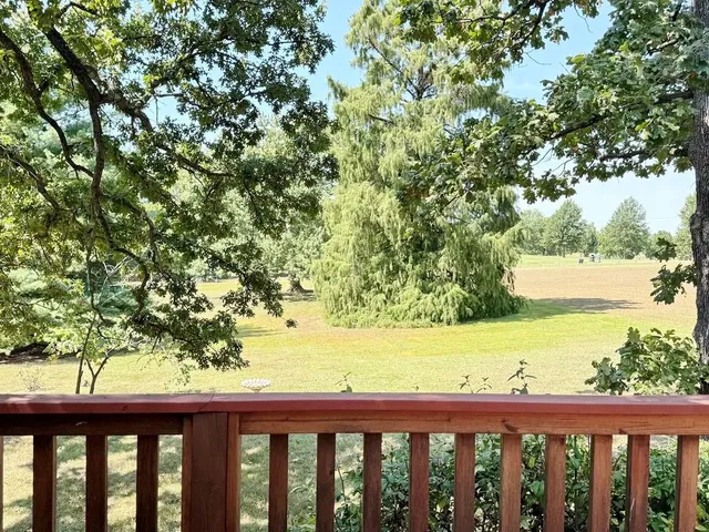 $262,000 | 1006 White Oak Drive, El Dorado Springs, MO 64744