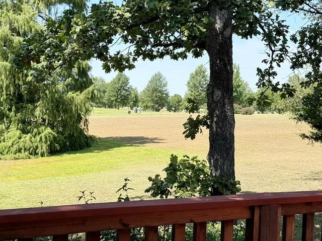 $262,000 | 1006 White Oak Drive, El Dorado Springs, MO 64744