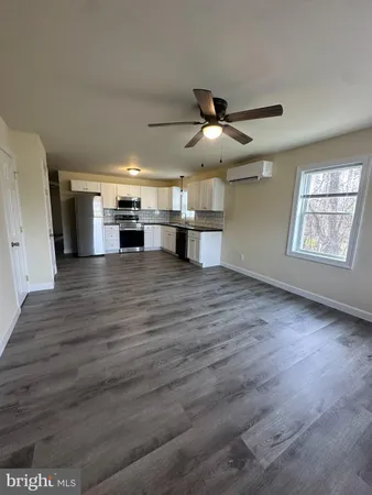 $1,850 | 548 Hershey Road, Unit A, Hummelstown, PA 17036