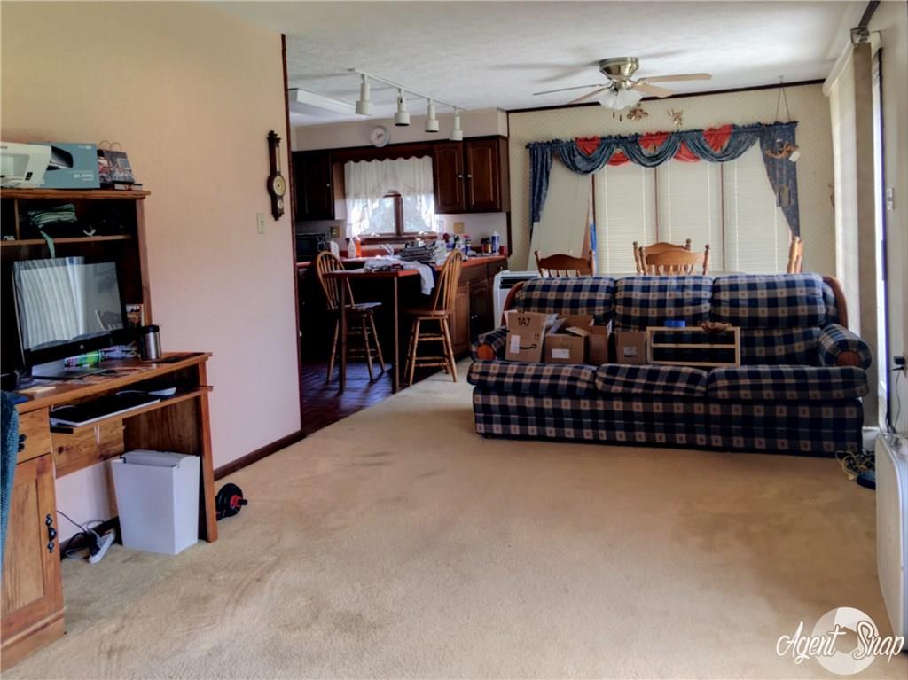 1233 Farm Road Uniontown, PA 15401 - Photo 15 of 25