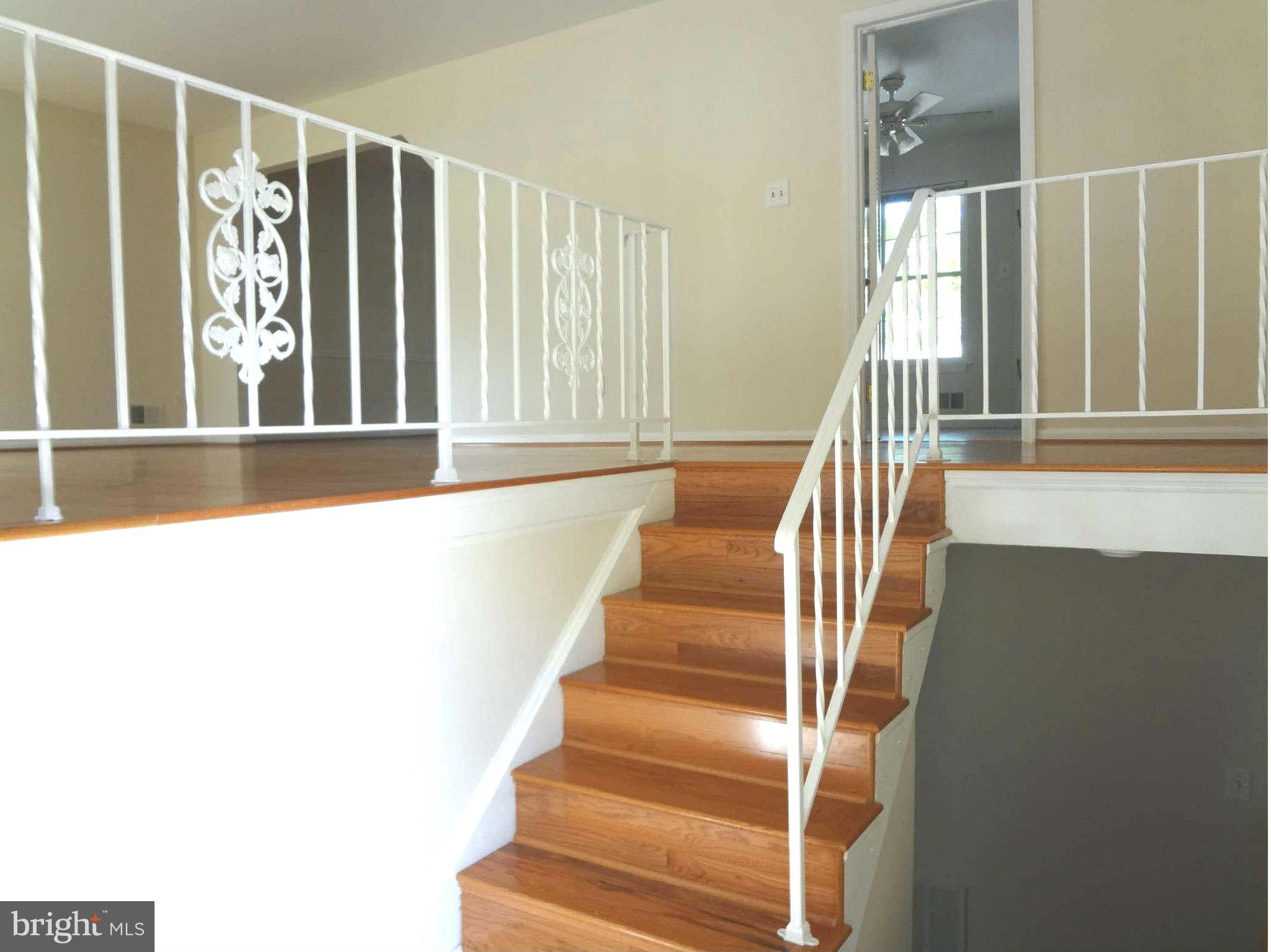 9318 Lancelot Road Fort Washington, MD 20744 - Photo 3 of 26 View