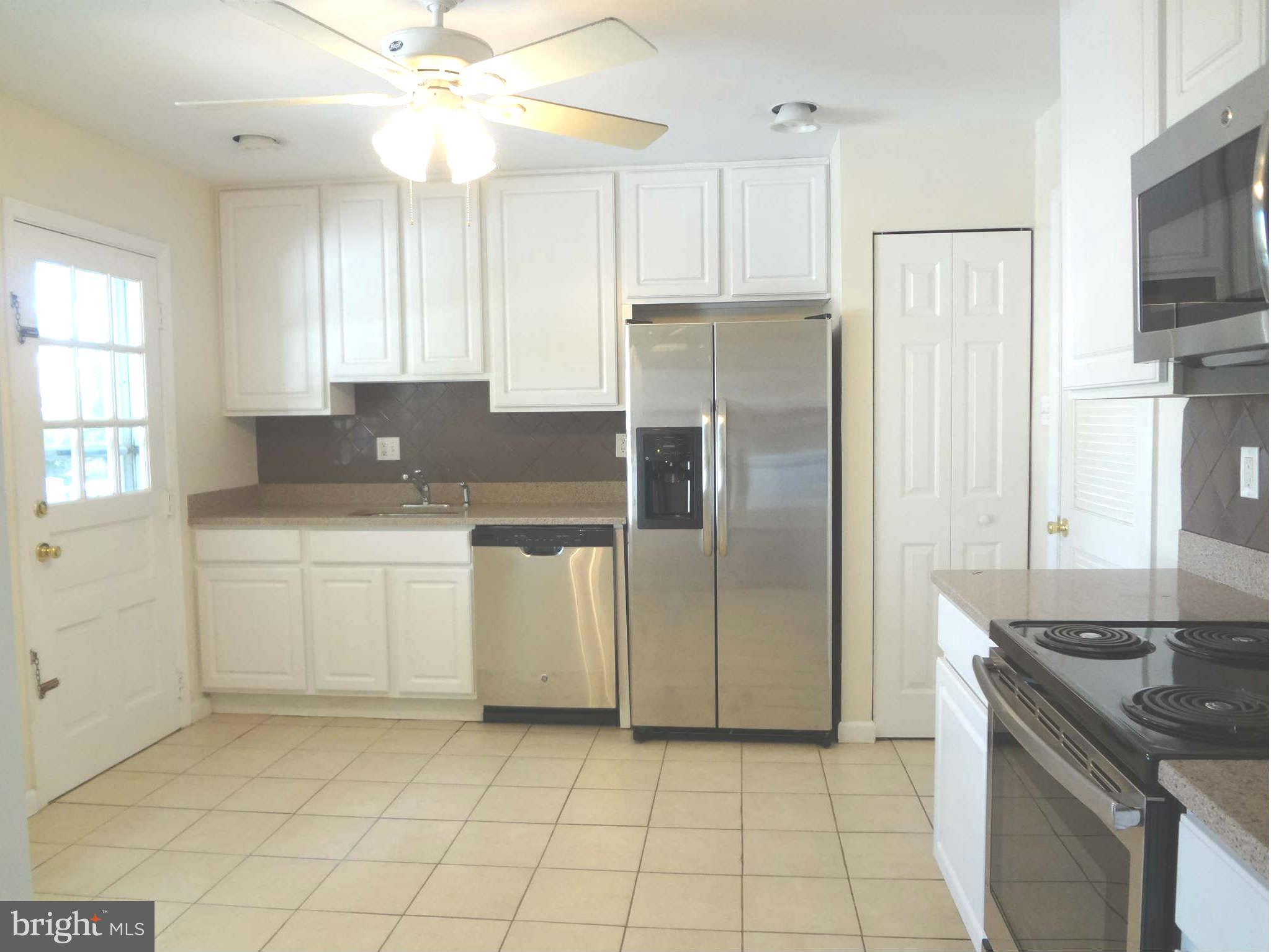 9318 Lancelot Road Fort Washington, MD 20744 - Photo 9 of 26 Kitchen