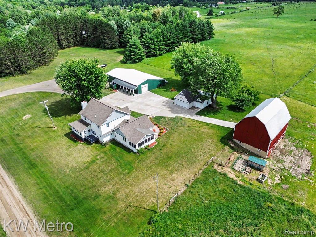 2682 East Haskell Lake Road Harrison, MI 48625 - Photo 3 of 61