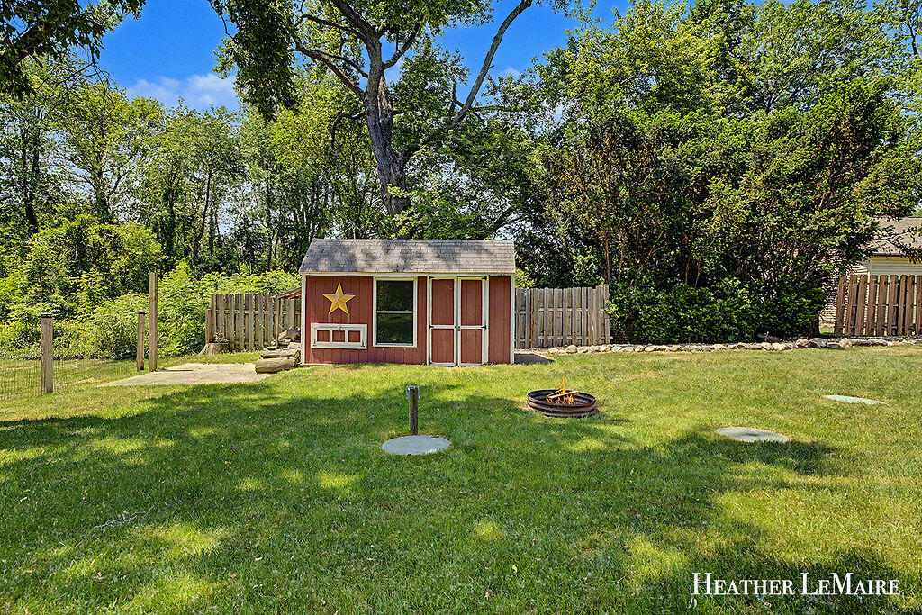 3942 Byron Road Hudsonville, MI 49426 - Photo 34 of 36 3X0A1829