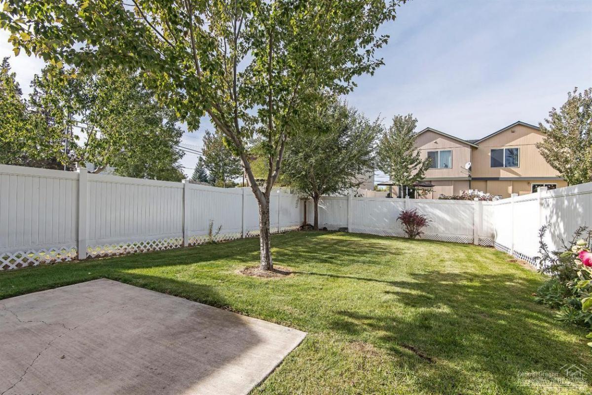 2233 Southwest 22nd Street Redmond, OR 97756 - Photo 22 of 22 Additional Photo