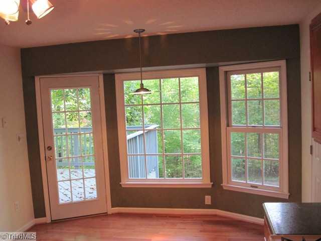 8011 Homestead Farm Road Belews Creek, NC 27009 - Photo 4 of 13 Breakfast.