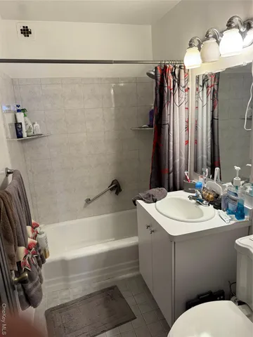 $164,000 | 1841 Central Park Avenue, Unit 15P, Yonkers, NY 10710