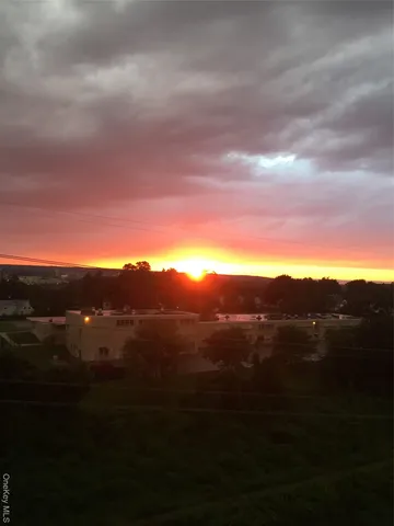 $164,000 | 1841 Central Park Avenue, Unit 15P, Yonkers, NY 10710