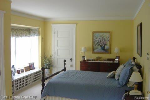 80 Moross Road Grosse Pointe, MI 48236 - Photo 8 of 14 DSC02792master bedroom