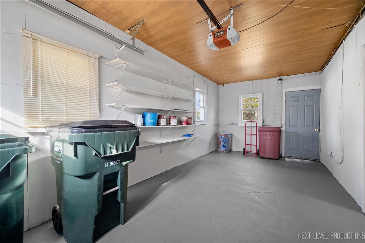 660 East Palatine Road Palatine, IL 60074 - Photo 20 of 25 Gallery Image 20