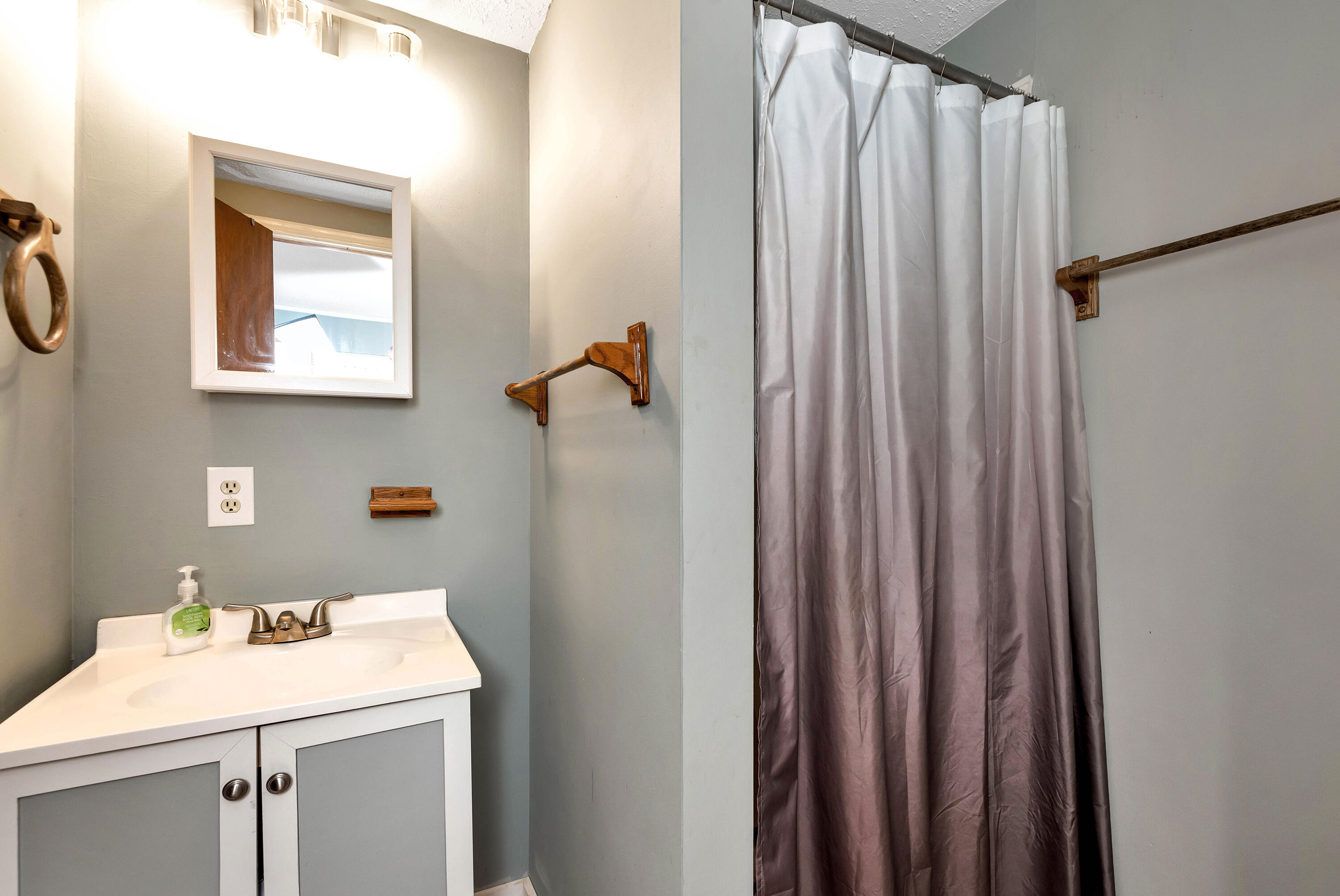373 Jennys Cove Road Cleveland, GA 30528 - Photo 11 of 43 SP1_5191