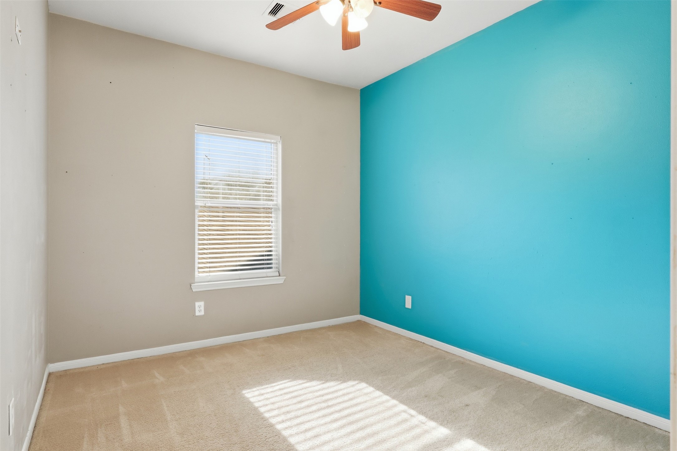 17423 Morning Star Avenue Crosby, TX 77532 - Photo 19 of 23 a view of an empty room with a window