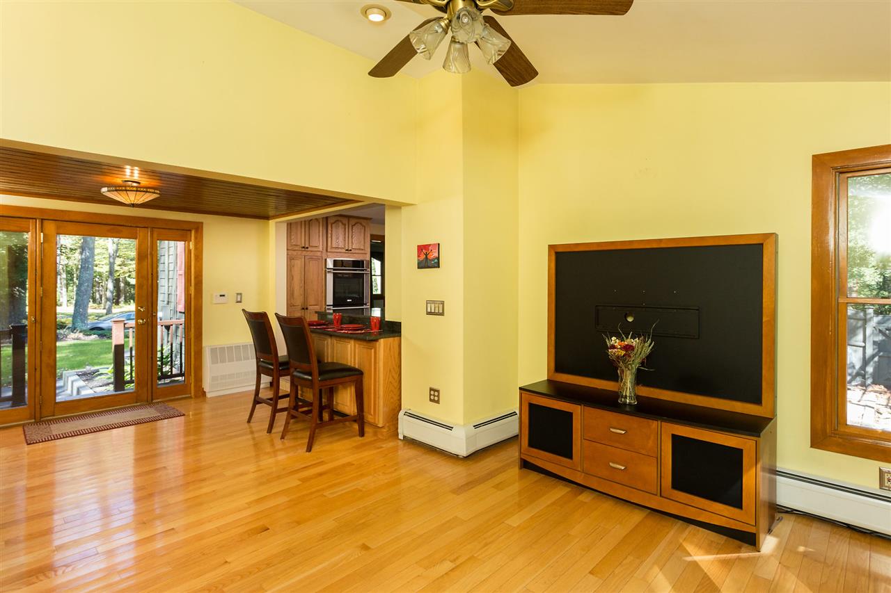 19 Hillcrest Drive Rochester, NH 03867 - Photo 13 of 37